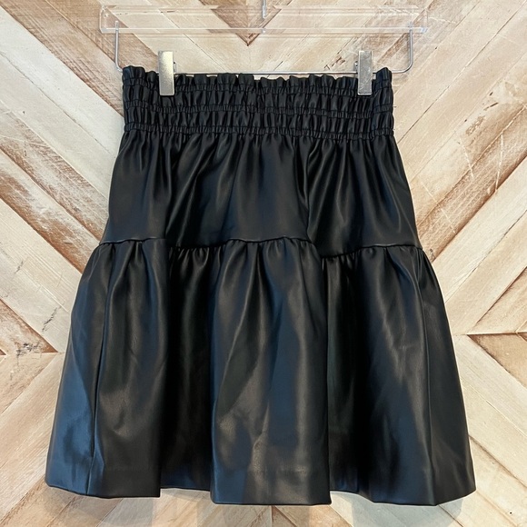 Grey Collective Dresses & Skirts - Women’s Faux Leather Ruffle Tiered Skirt Grey Collective Size M